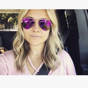 Meet your Posher, Kayce